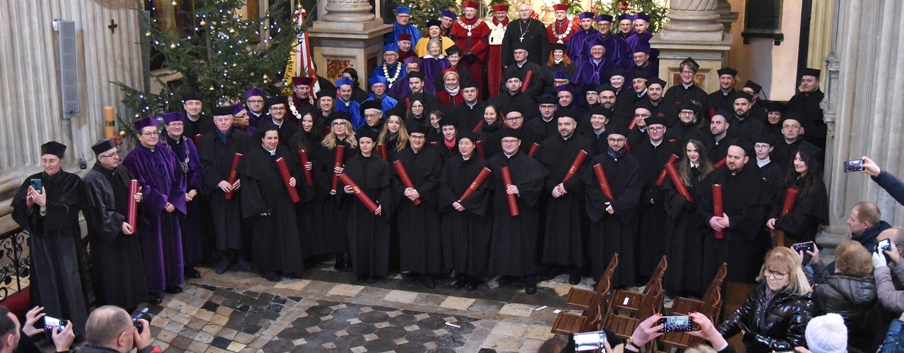promocje_akademickie_na_upjpii_11_i_2024-1280.jpg